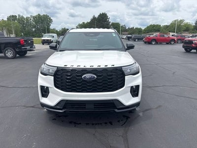 2025 Ford Explorer ST-Line