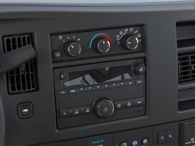 2026 Chevrolet Express Passenger 1LT