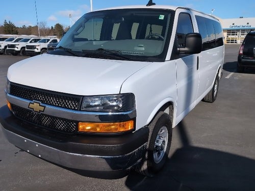 2024 Chevrolet Express Passenger 2500 1LT