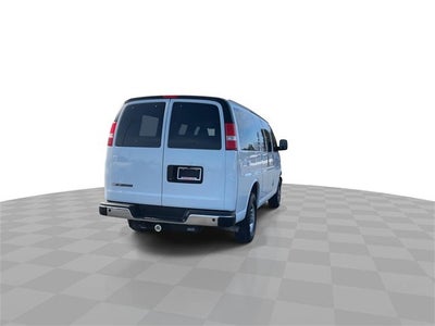 2024 Chevrolet Express Passenger 2500 1LT