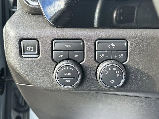 2025 Chevrolet Silverado 1500 LT (2FL)