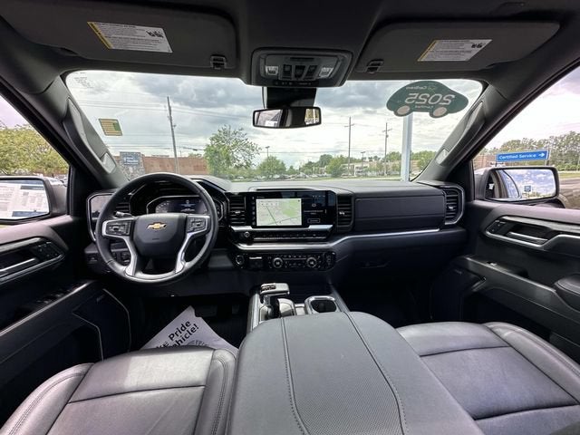 2025 Chevrolet Silverado 1500 LTZ