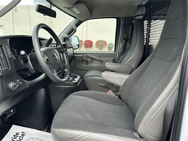 2024 Chevrolet Express Cargo 2500 WT