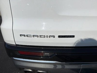 2025 GMC Acadia Denali