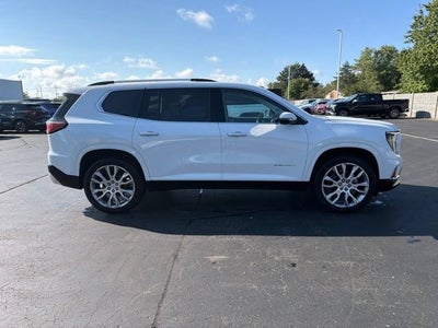 2025 GMC Acadia Denali