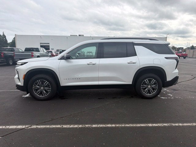 2024 Chevrolet Traverse LT