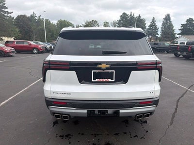 2024 Chevrolet Traverse LT