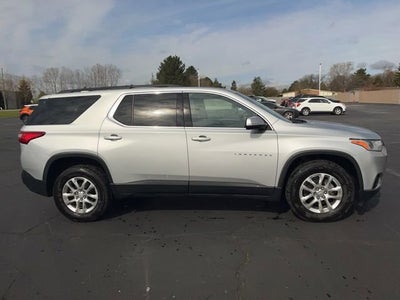 2021 Chevrolet Traverse LT Cloth