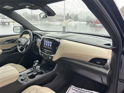 2022 Chevrolet Traverse LT Leather