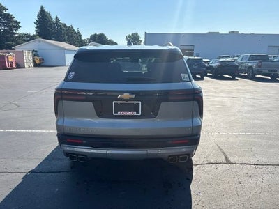 2024 Chevrolet Traverse LT