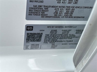 2025 GMC Sierra 1500 SLT