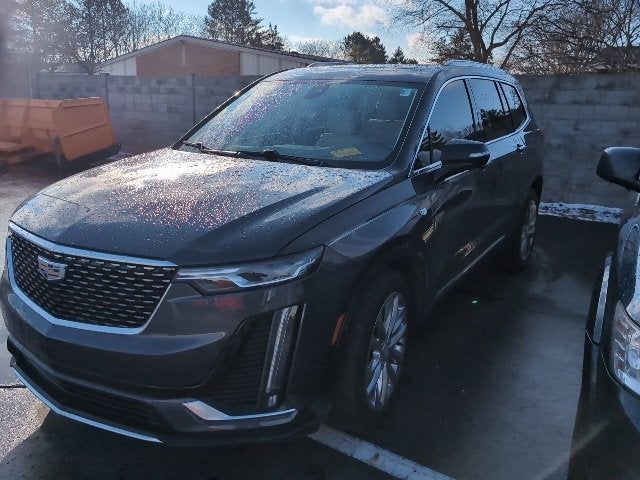 2022 Cadillac XT6 Premium Luxury