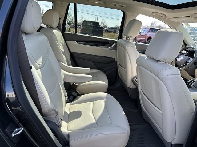 2022 Cadillac XT6 Premium Luxury