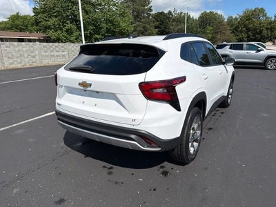 2025 Chevrolet Trax LT