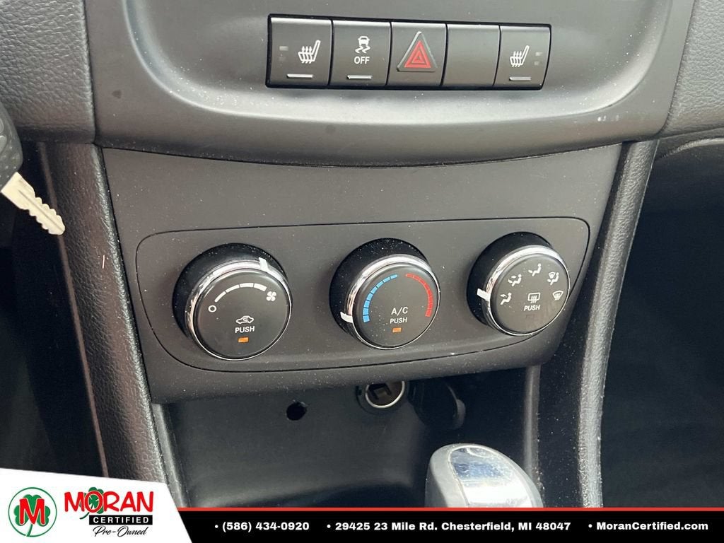 2013 Dodge Avenger SE V6