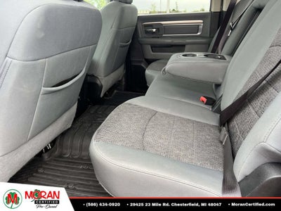 2018 RAM 1500 Big Horn Crew Cab 4x4 5'7" Box