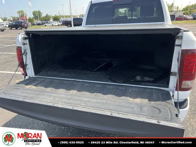 2017 RAM 1500 Night Crew Cab 4x4 5'7" Box
