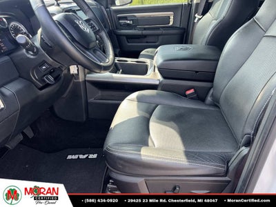 2017 RAM 1500 Night Crew Cab 4x4 5'7" Box