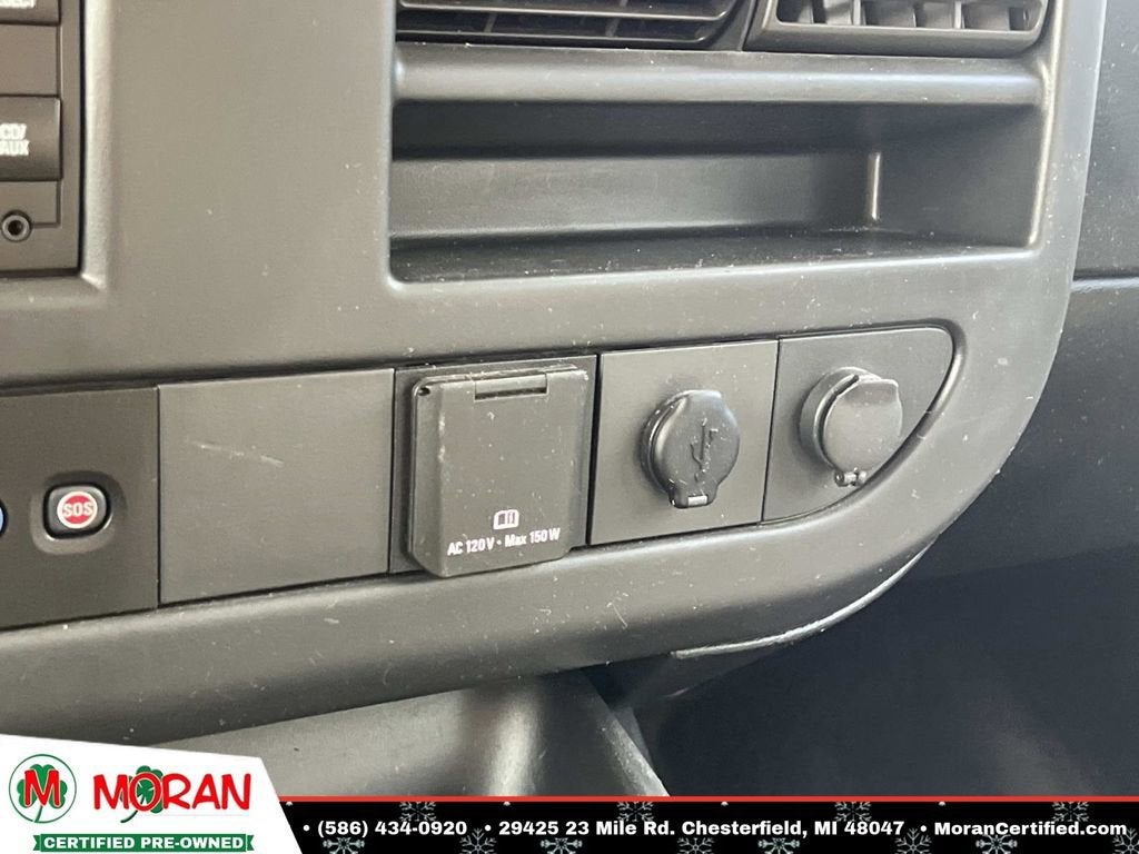 2017 Chevrolet Express Passenger 3500 LT