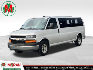 2017 Chevrolet Express Passenger 3500 LT