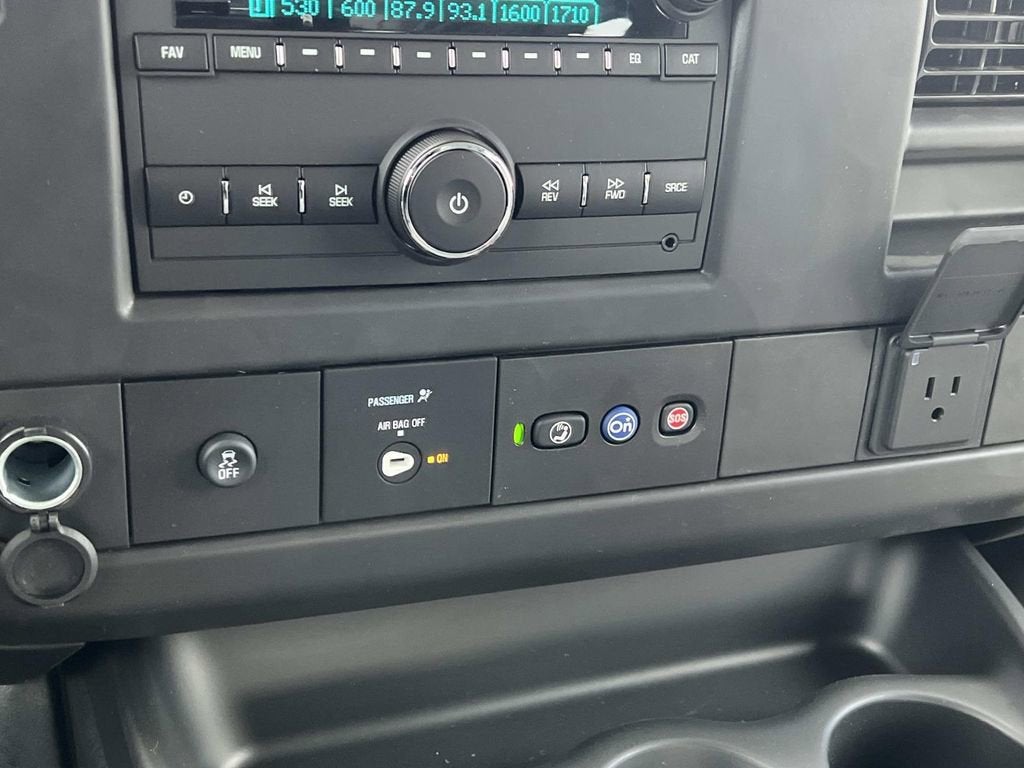 2025 Chevrolet Express Cargo 2500 WT