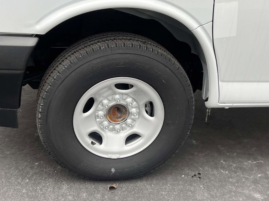 2025 Chevrolet Express Cargo 2500 WT