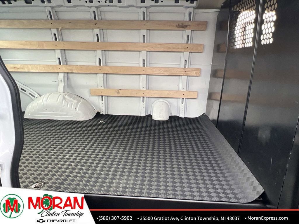 2024 Chevrolet Express Cargo 2500 WT