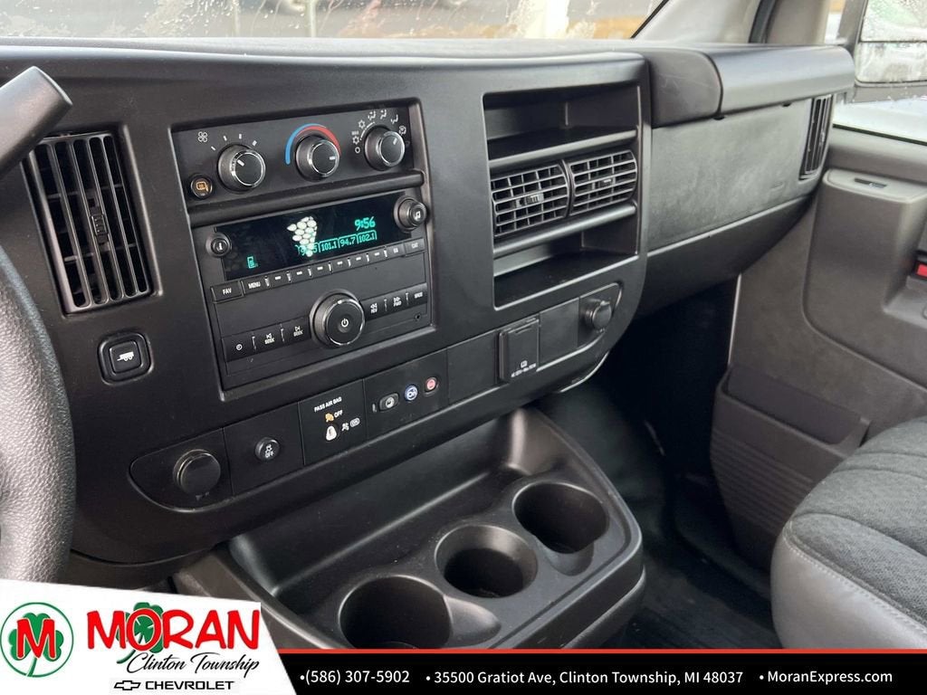 2024 Chevrolet Express Cargo 2500 WT