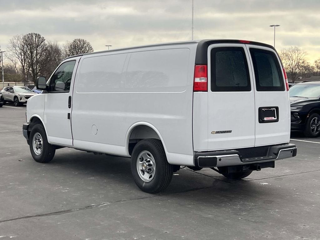 2025 Chevrolet Express Cargo 2500 WT