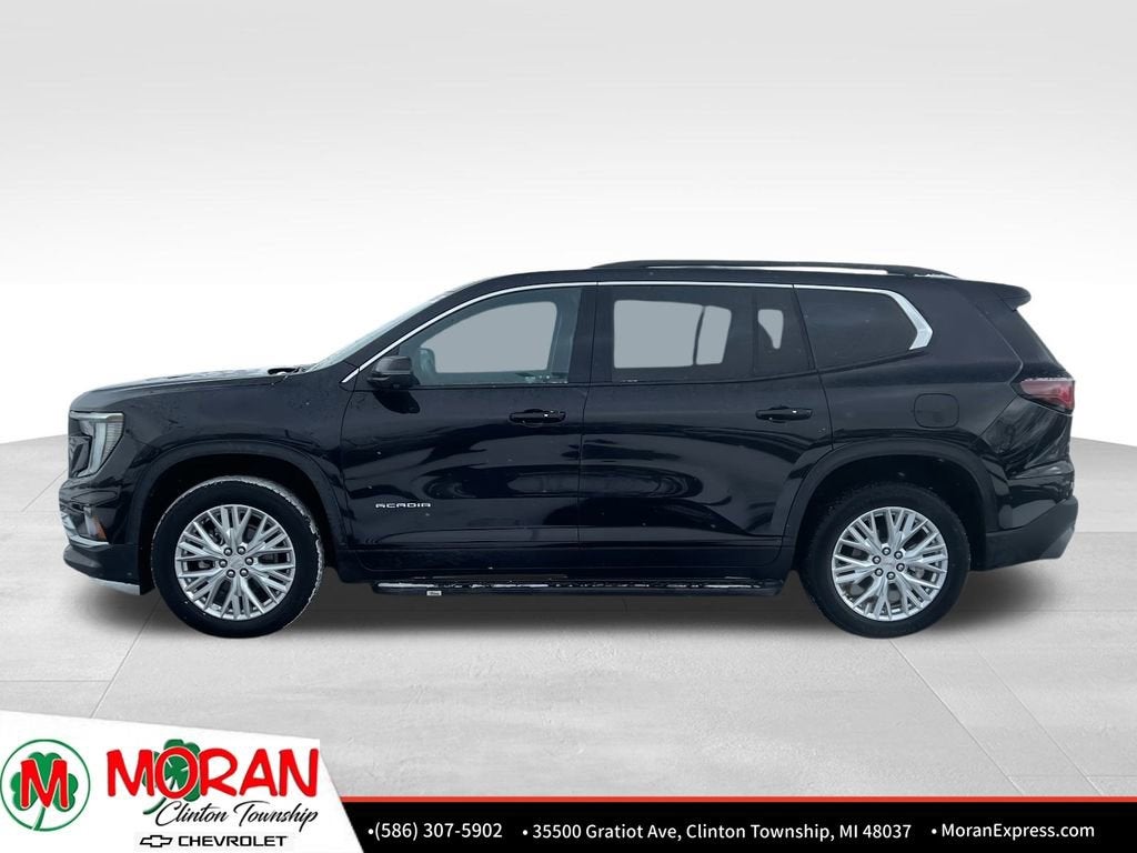 2025 GMC Acadia Elevation