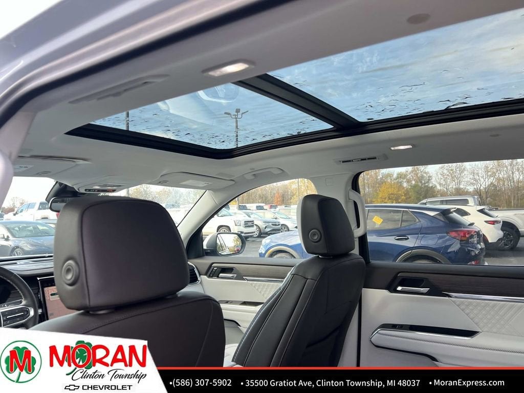 2024 GMC Acadia Denali