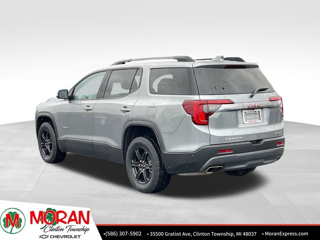 2023 GMC Acadia AT4