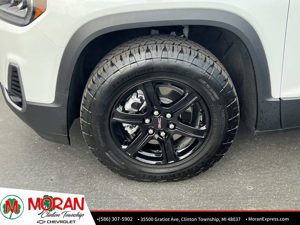 2023 GMC Acadia AT4