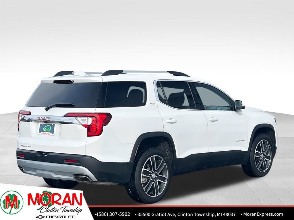 2023 GMC Acadia SLT