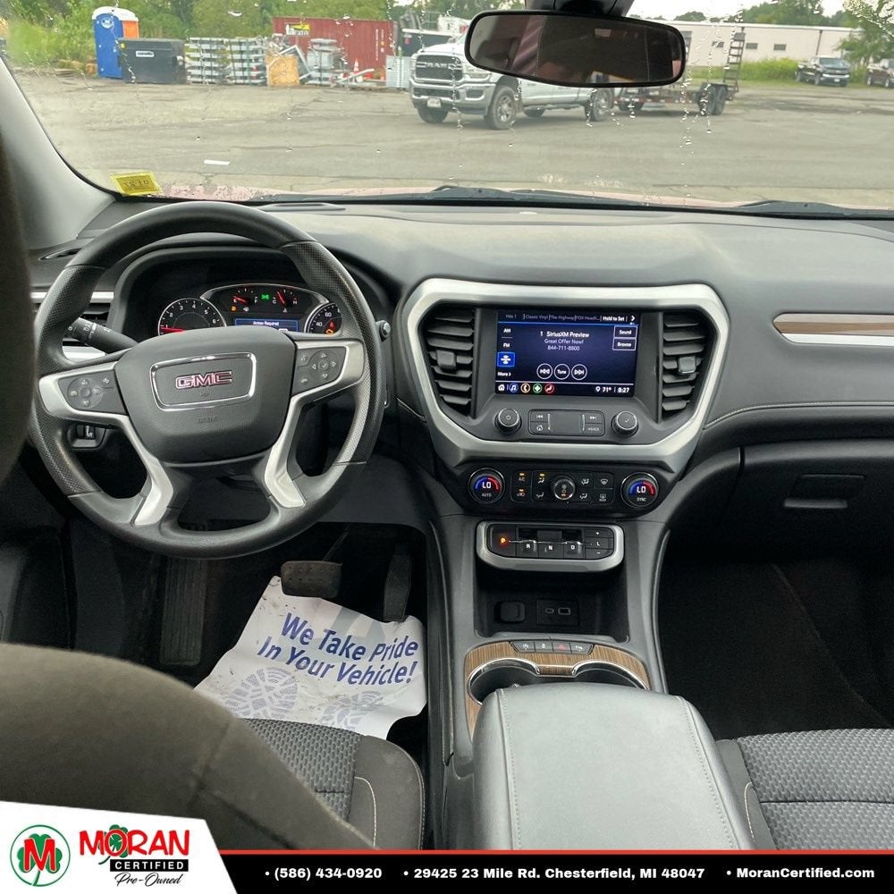 2022 GMC Acadia SLE