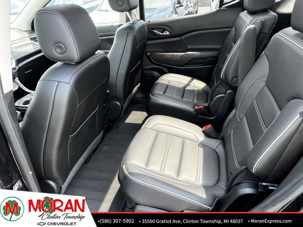 2022 GMC Acadia Denali