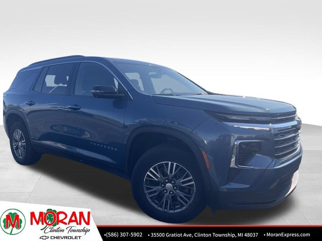 2024 Chevrolet Traverse LT
