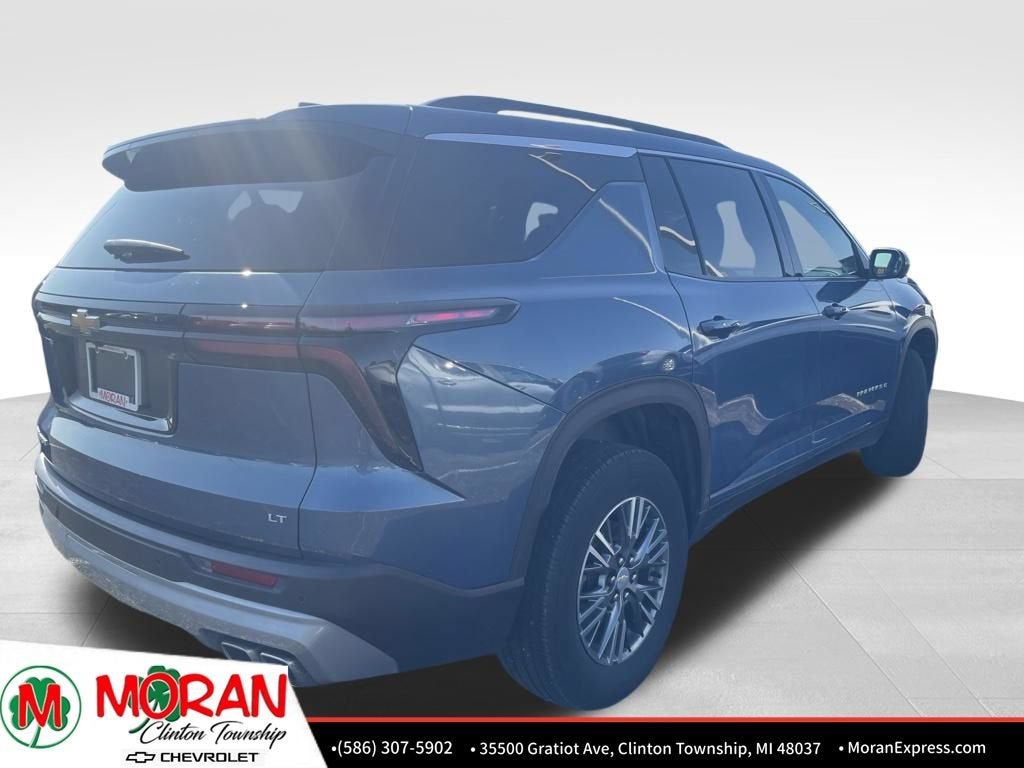 2024 Chevrolet Traverse LT