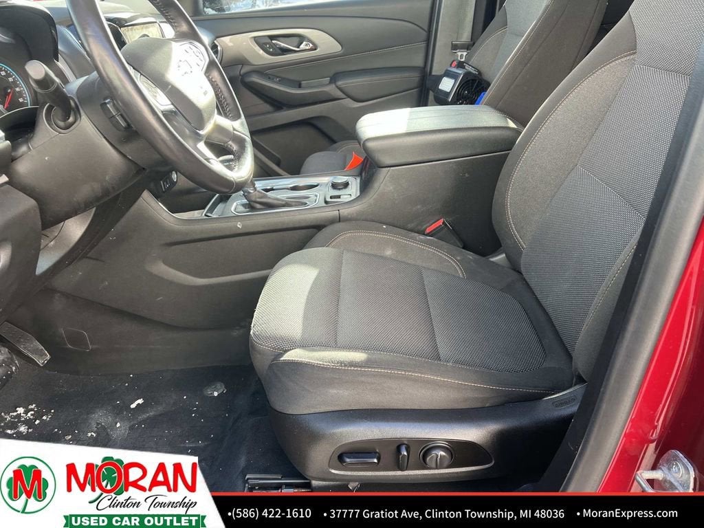 2020 Chevrolet Traverse LT Cloth