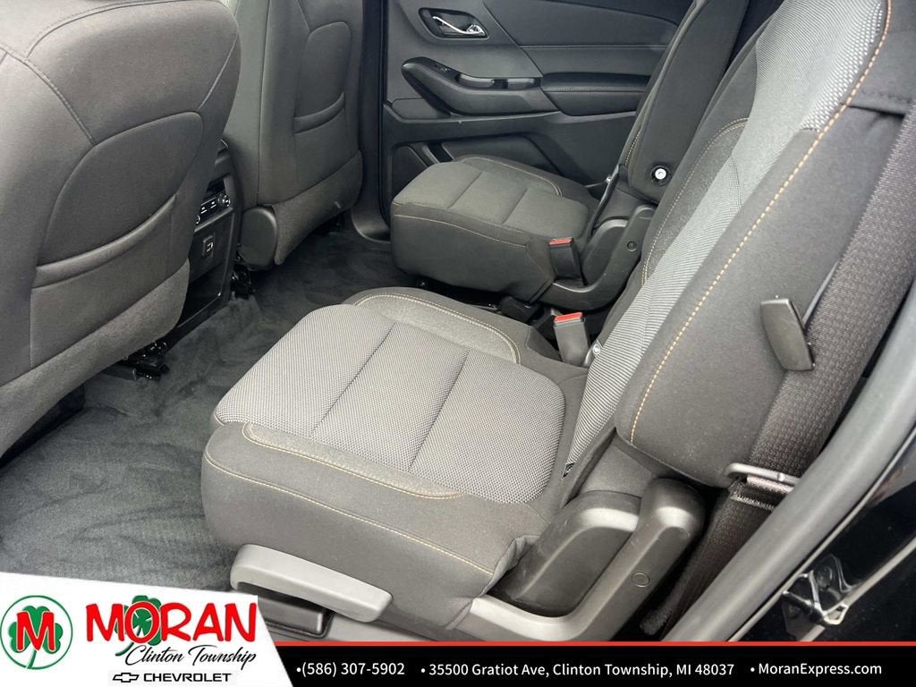 2021 Chevrolet Traverse LT Cloth