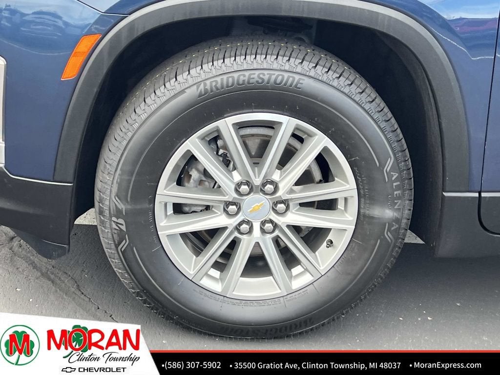 2023 Chevrolet Traverse LT Cloth