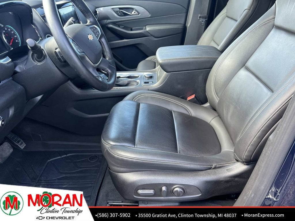 2023 Chevrolet Traverse LT Leather