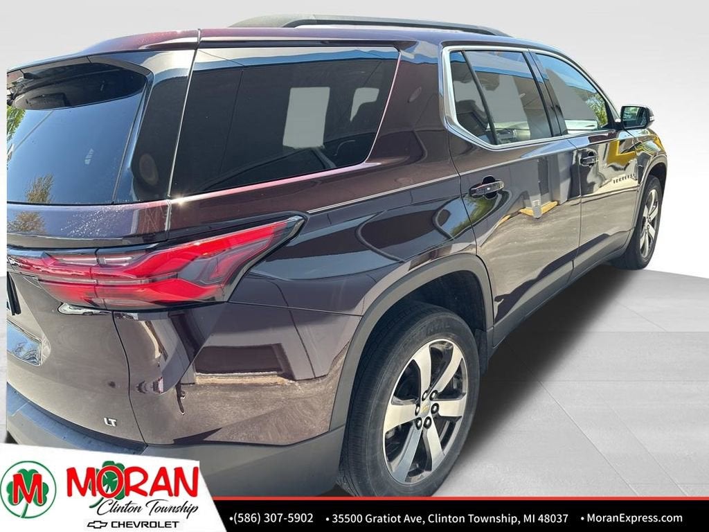 2023 Chevrolet Traverse LT Leather