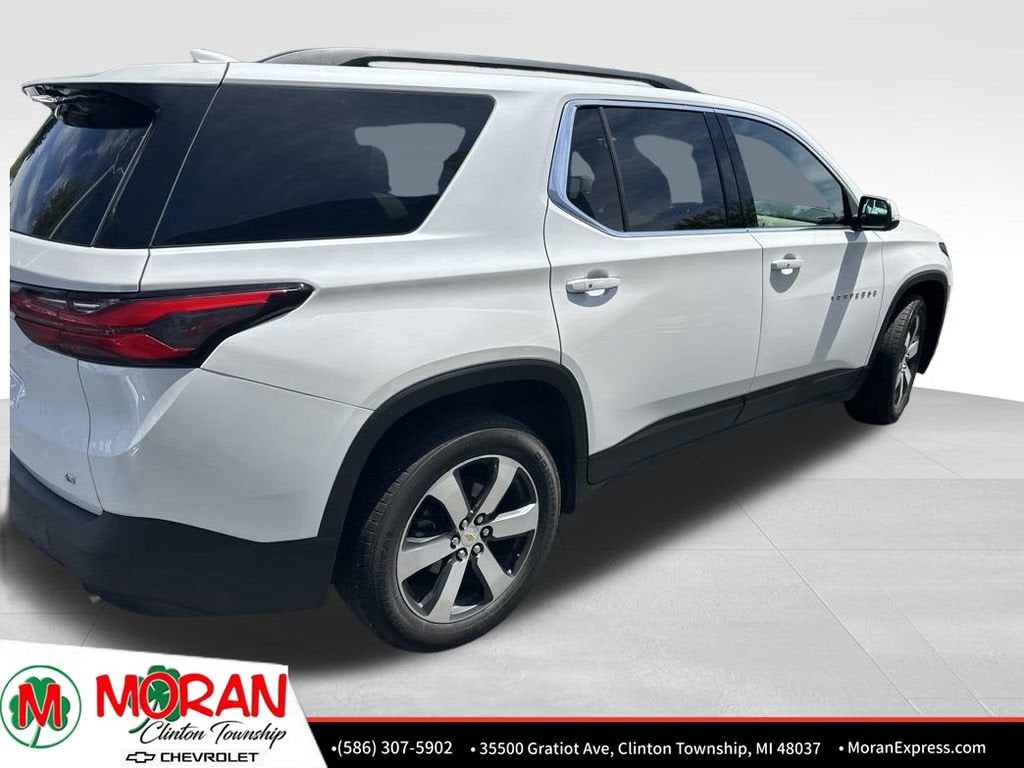 2023 Chevrolet Traverse LT Leather