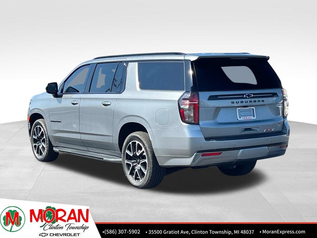 2023 Chevrolet Suburban RST