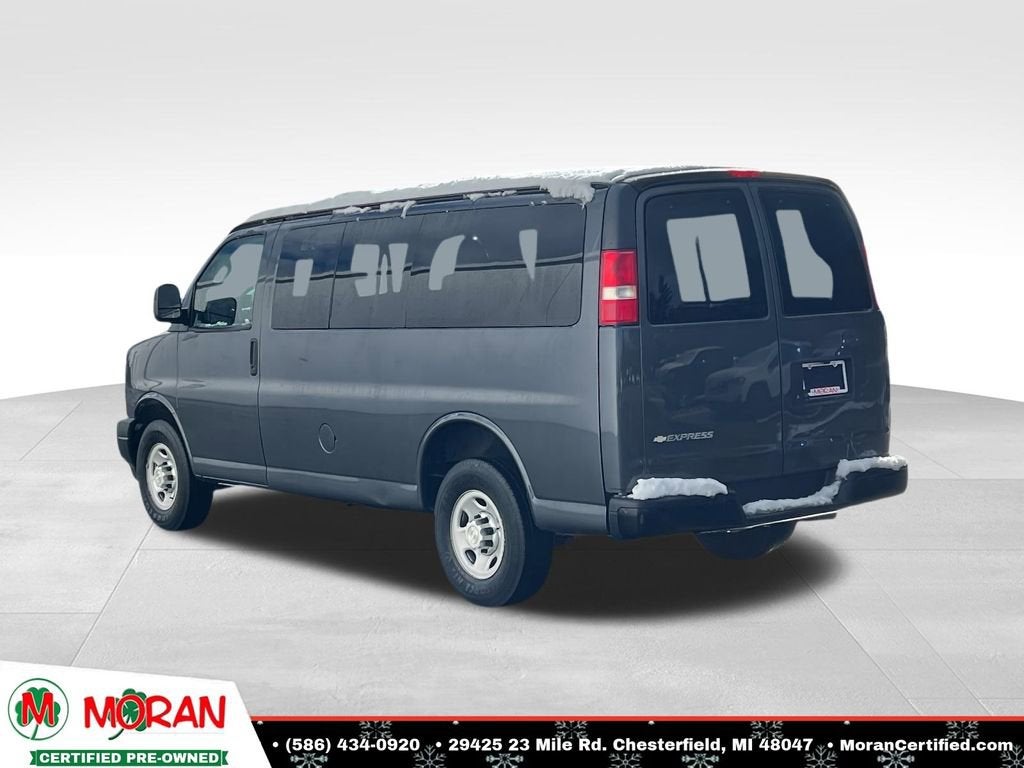 2017 Chevrolet Express Passenger 2500 LS