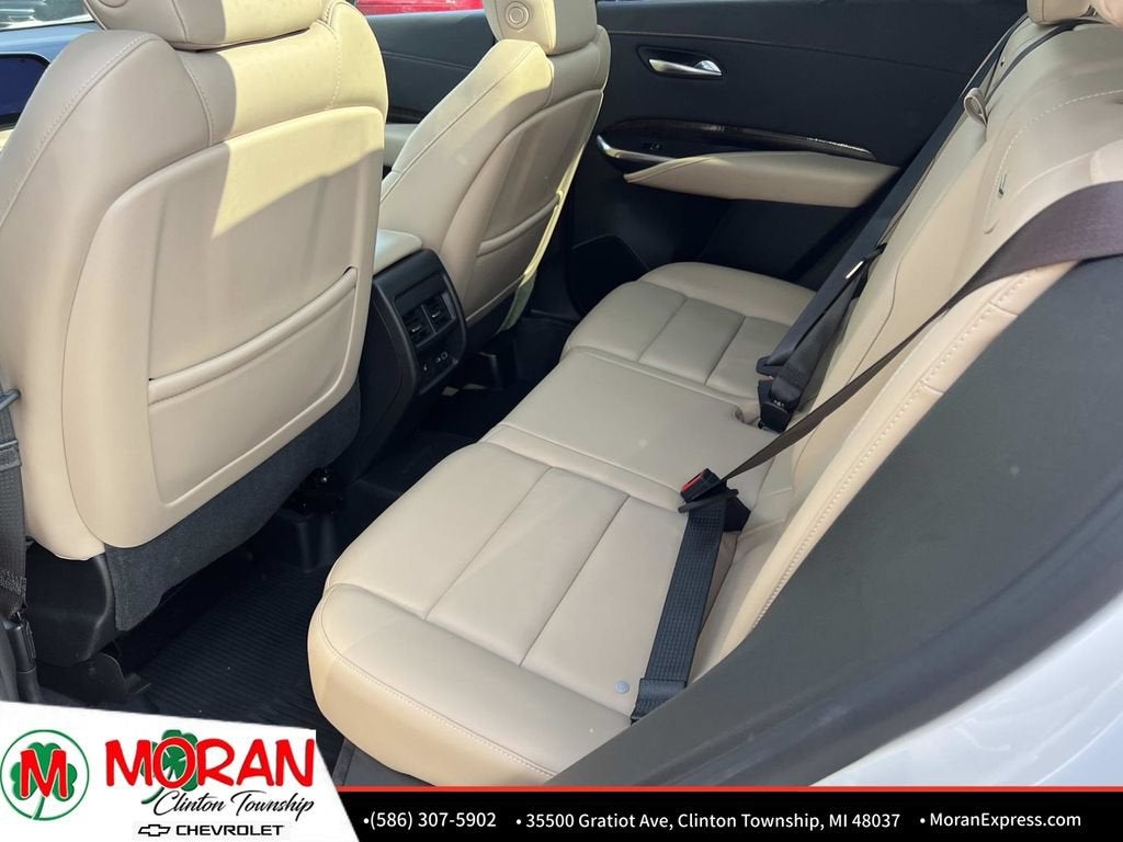 2024 Cadillac XT4 Premium Luxury