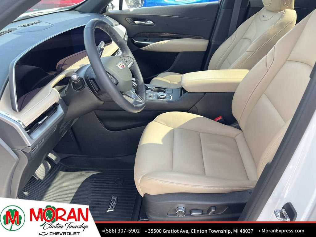 2024 Cadillac XT4 Premium Luxury