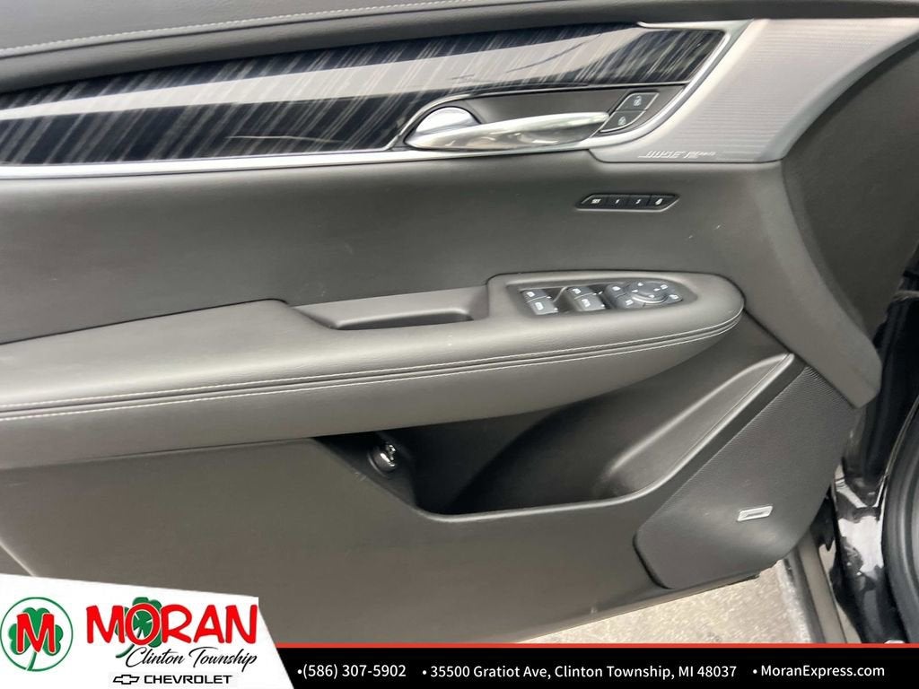 2025 Cadillac XT6 Premium Luxury