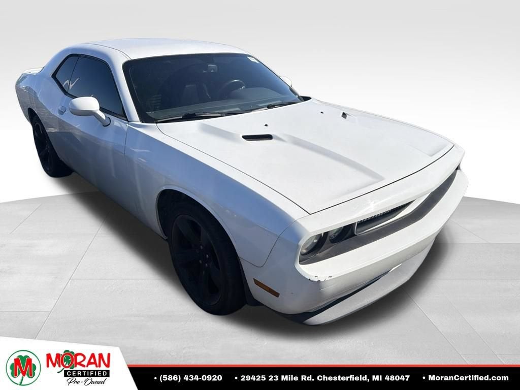 2013 Dodge Challenger SXT Plus
